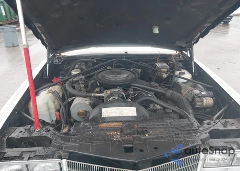 1985 Cadillac Eldorado z USA, uszkodzony, nr VIN 1G6EL5782FE66949